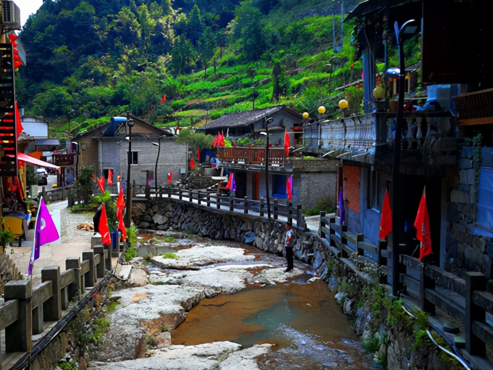 浙江旅游：绿色中国行走进金华磐安（图）