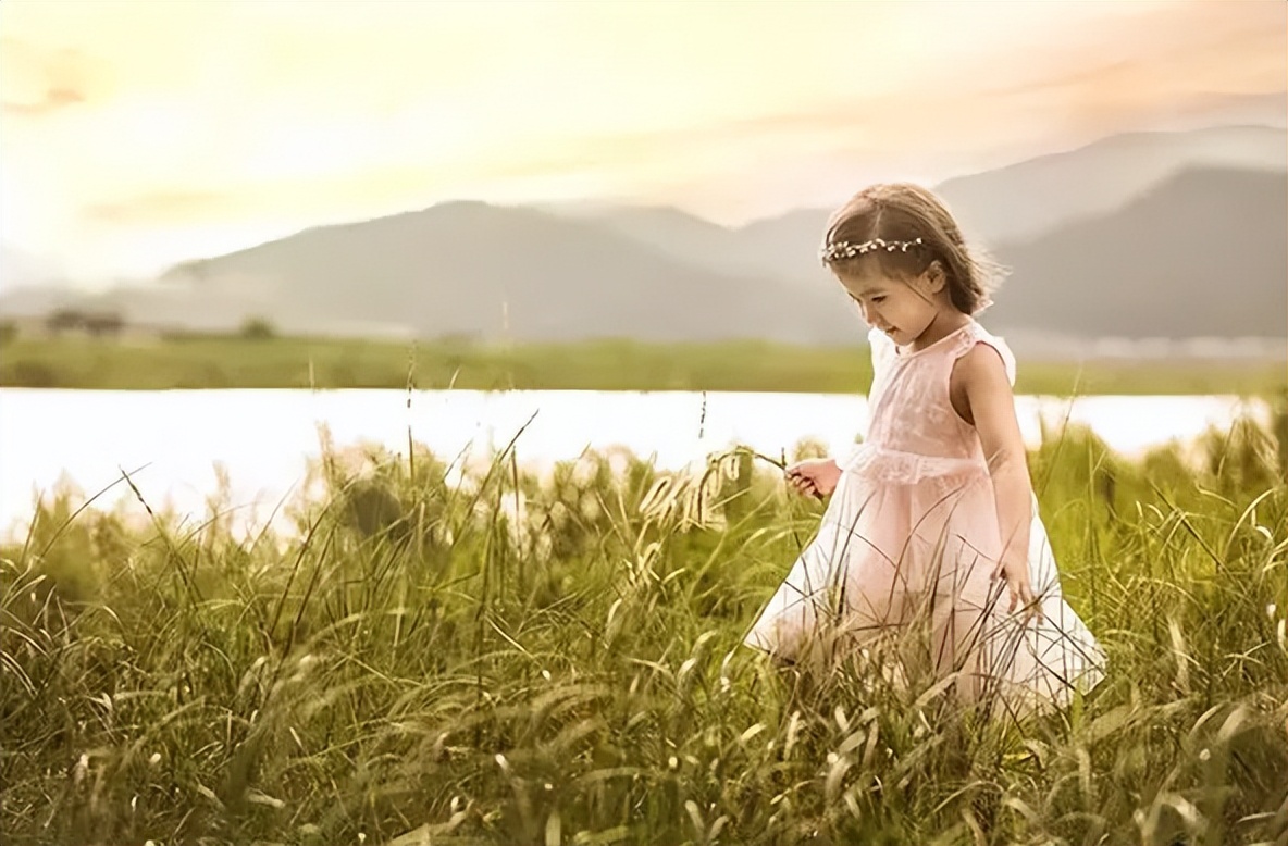 致六一儿童节,古诗词里的童真童趣,带你回到无忧无虑的童年