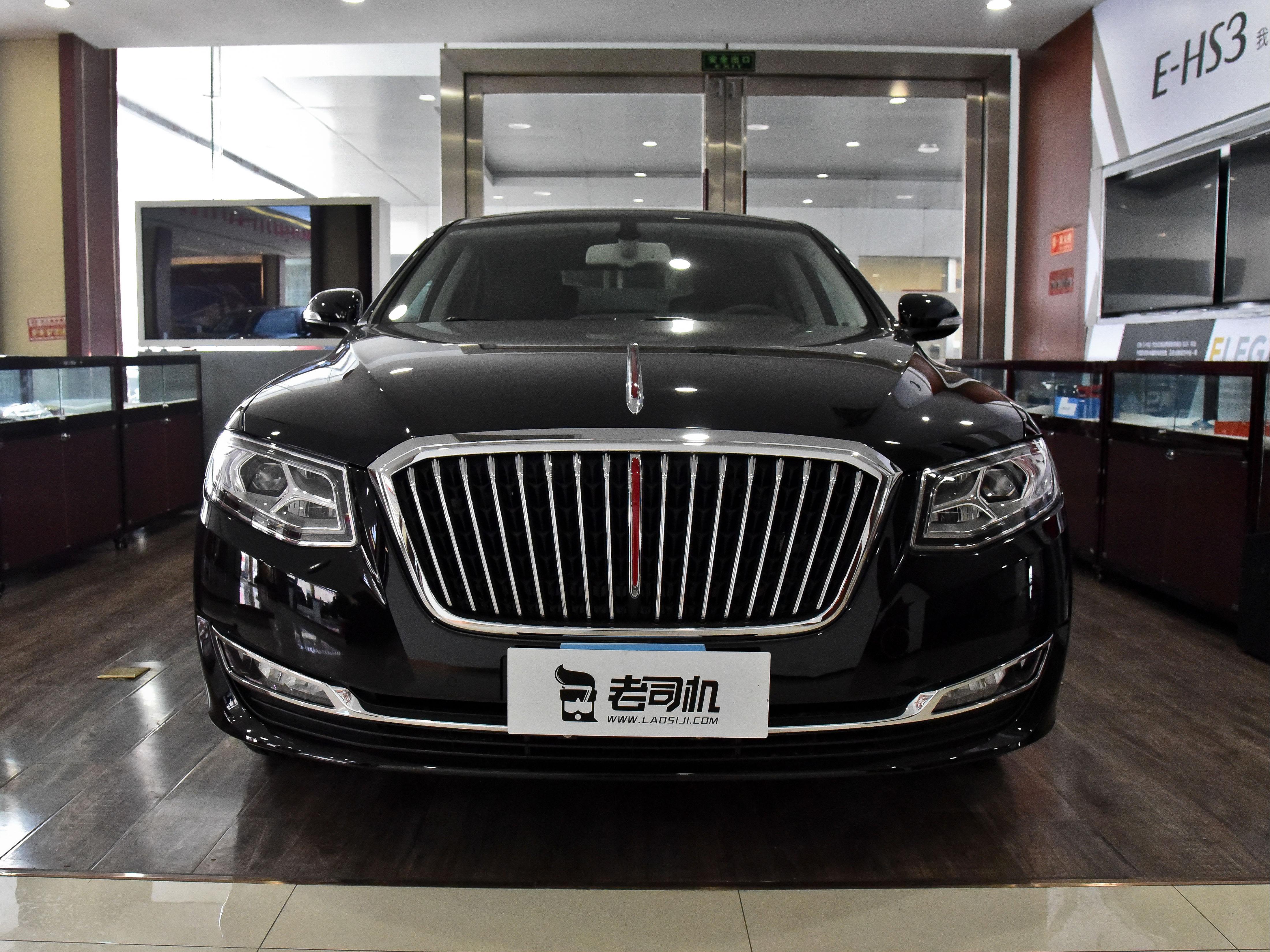 比奥迪A6L还有面子，从1.8T到V6动力，25.28万元起，实拍红旗H7