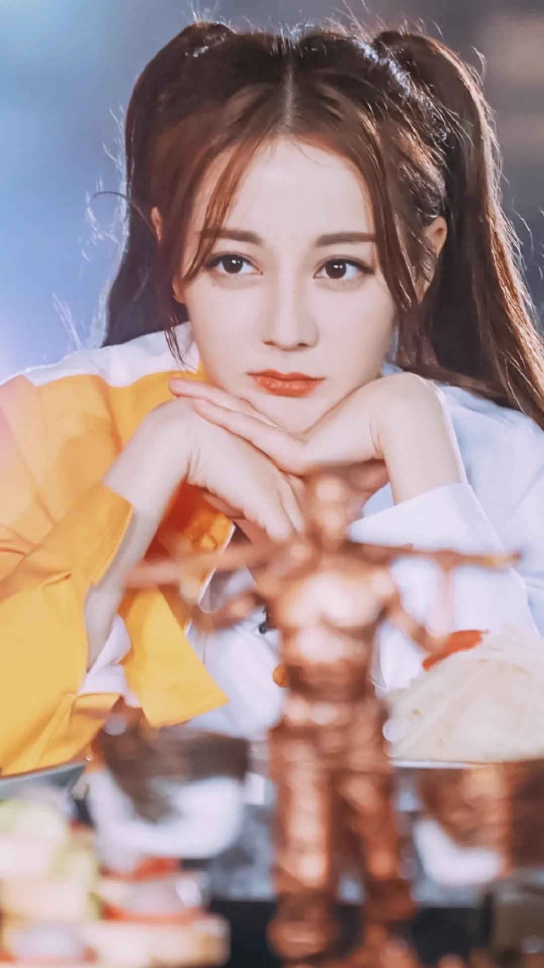 精美图集｜迪丽热巴美图