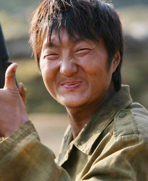 王大治的父母是谁("丑男"王大治5段情史,爱过的女人各有千秋,董洁只是