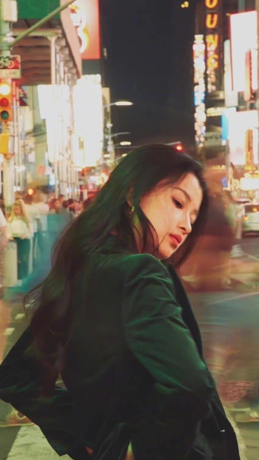 只有我现在才发现孙怡又美又甜吗？看图❤️❤️