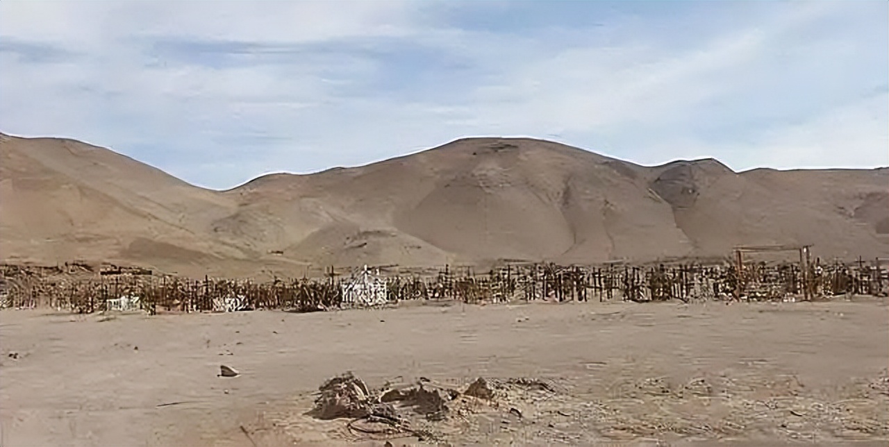 太平天国失败后，残部逃亡到此国，现有20万华人，还讲着广东话