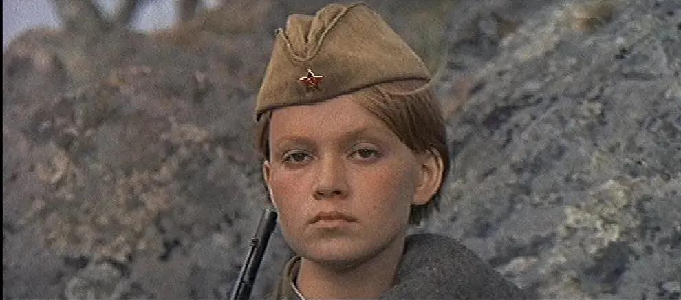 世界电影（0094）苏联电影《这里的黎明静悄悄》（1971）剧照欣赏