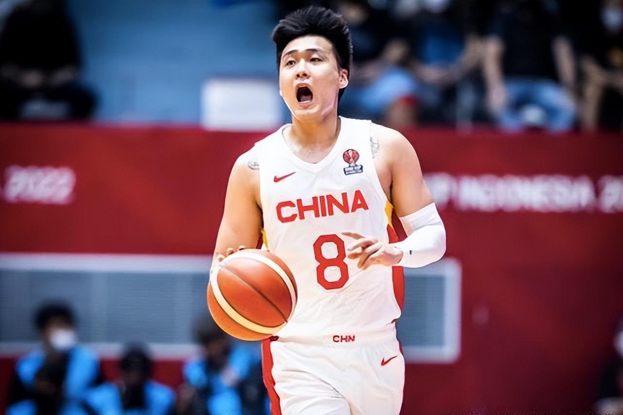 周鹏今年为什么没打世界杯（11分3助，如果周鹏2019年世界杯没受伤，男篮或许不会缺席奥运会）