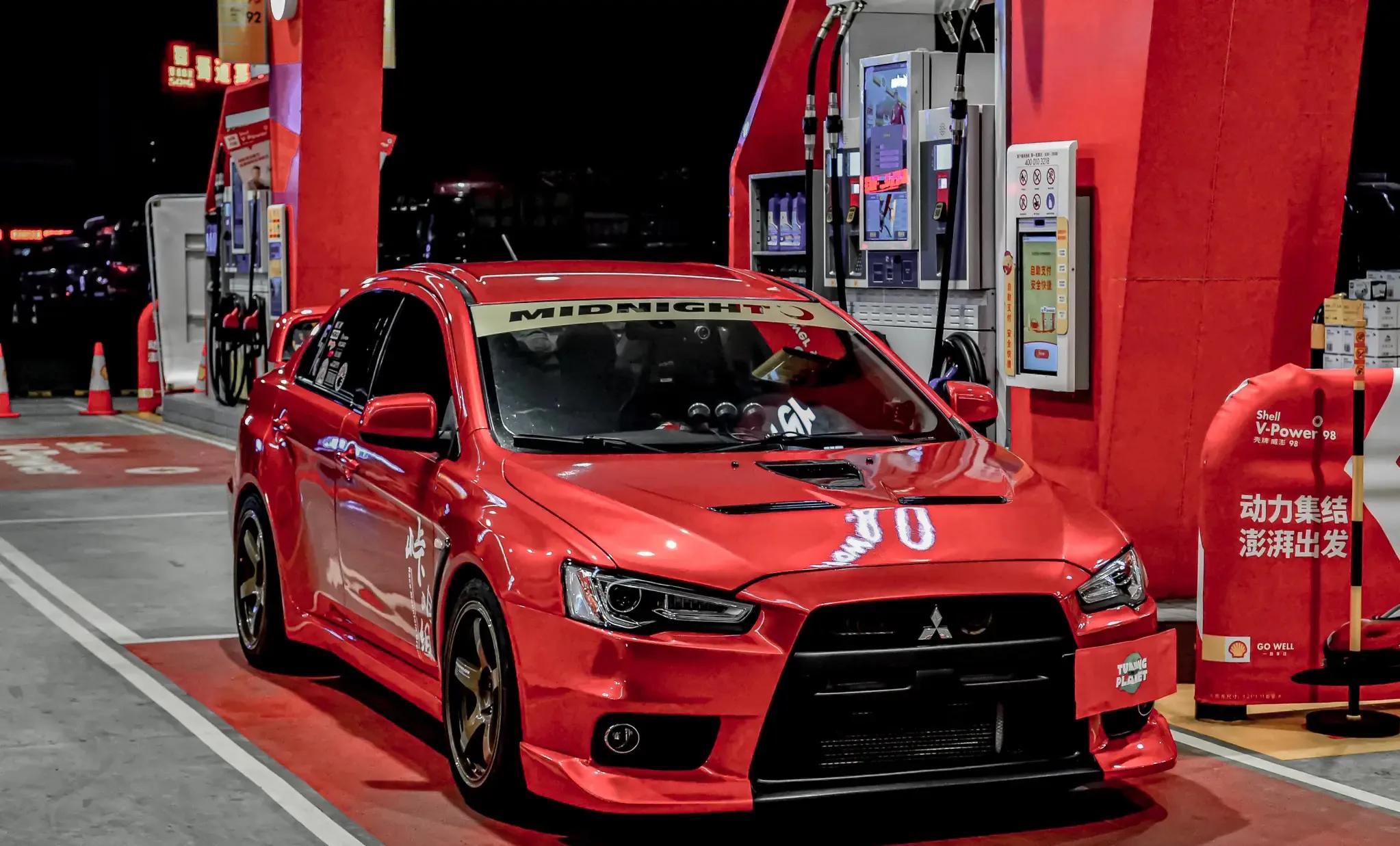 蓝瑟 翼豪陆神（三菱Lancer Evolution）