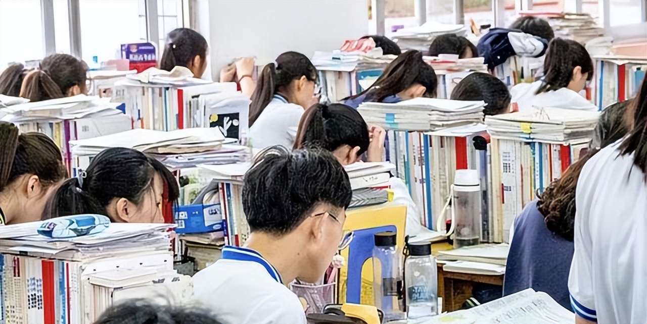 “这学没法上了”，2022高考迎来新规定，家长表示难以接受
