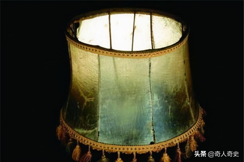 纳粹女魔伊思尔：她特殊的收藏癖好，让囚犯们害怕不已