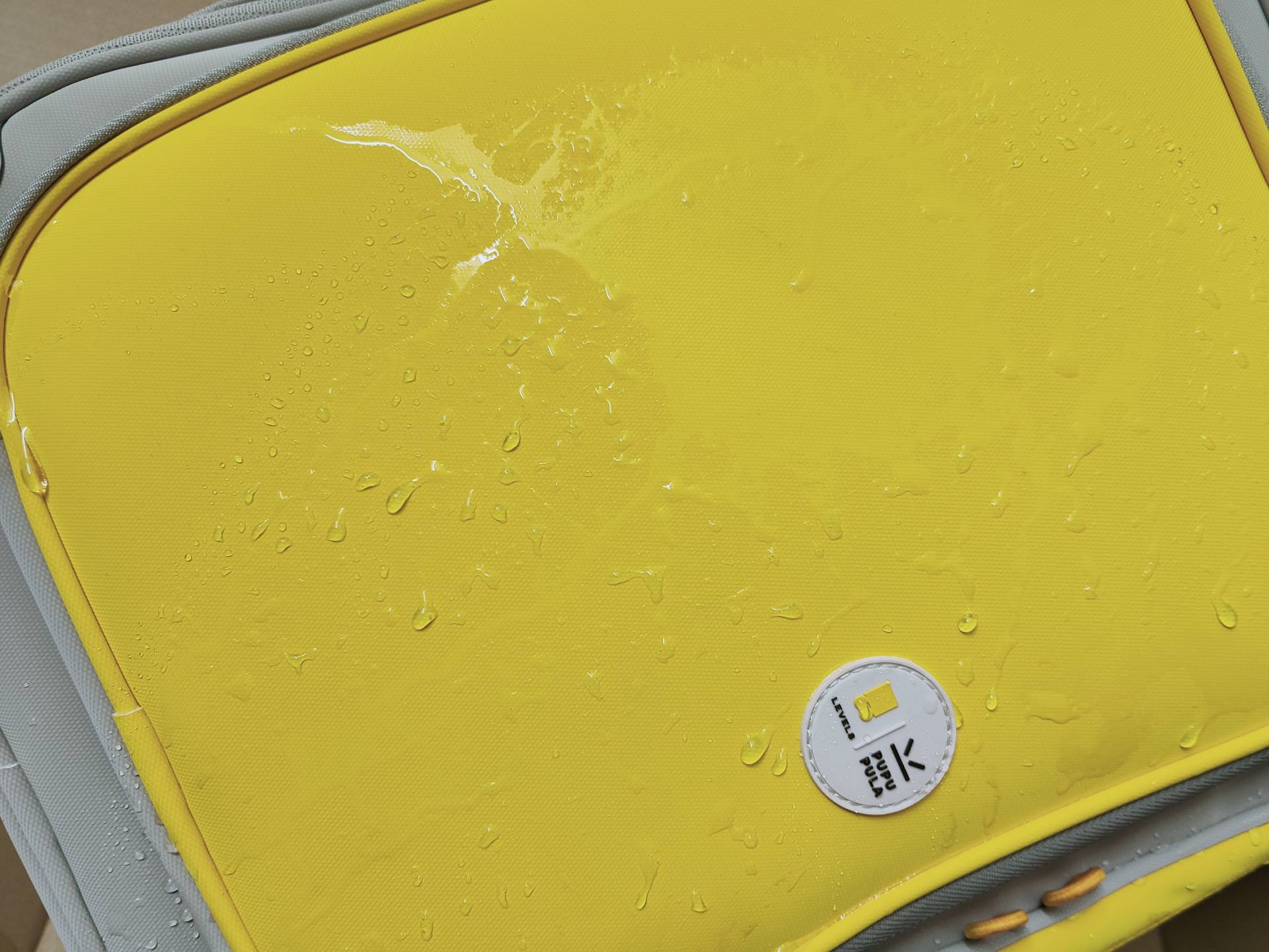 地平线8号儿童背包体验，释压护脊还颜值在线，这特么也太能造了