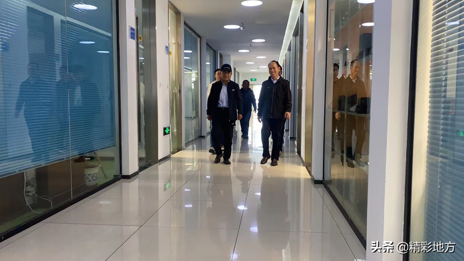 西藏自治区科学技术厅领导扎西达杰调研走访纳牧棠新能源科技公司