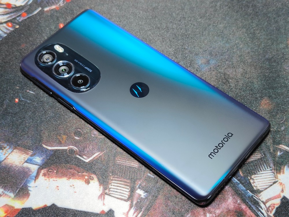 想要换手机的，目前这三款性价比超高的旗舰手机可以选择