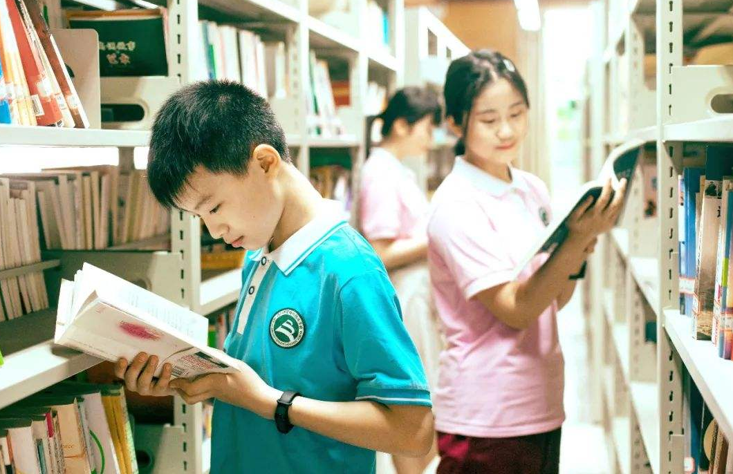 民办学校“遇冷”，或将在两年内退出历史舞台？家长开始各抒己见