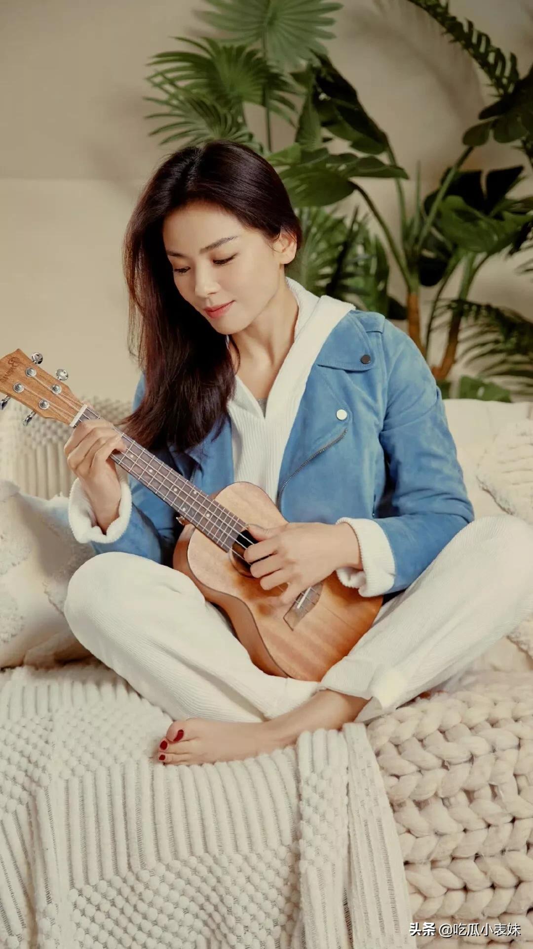 刘涛迷人美照，衣着光鲜，靓丽时尚，真的很美