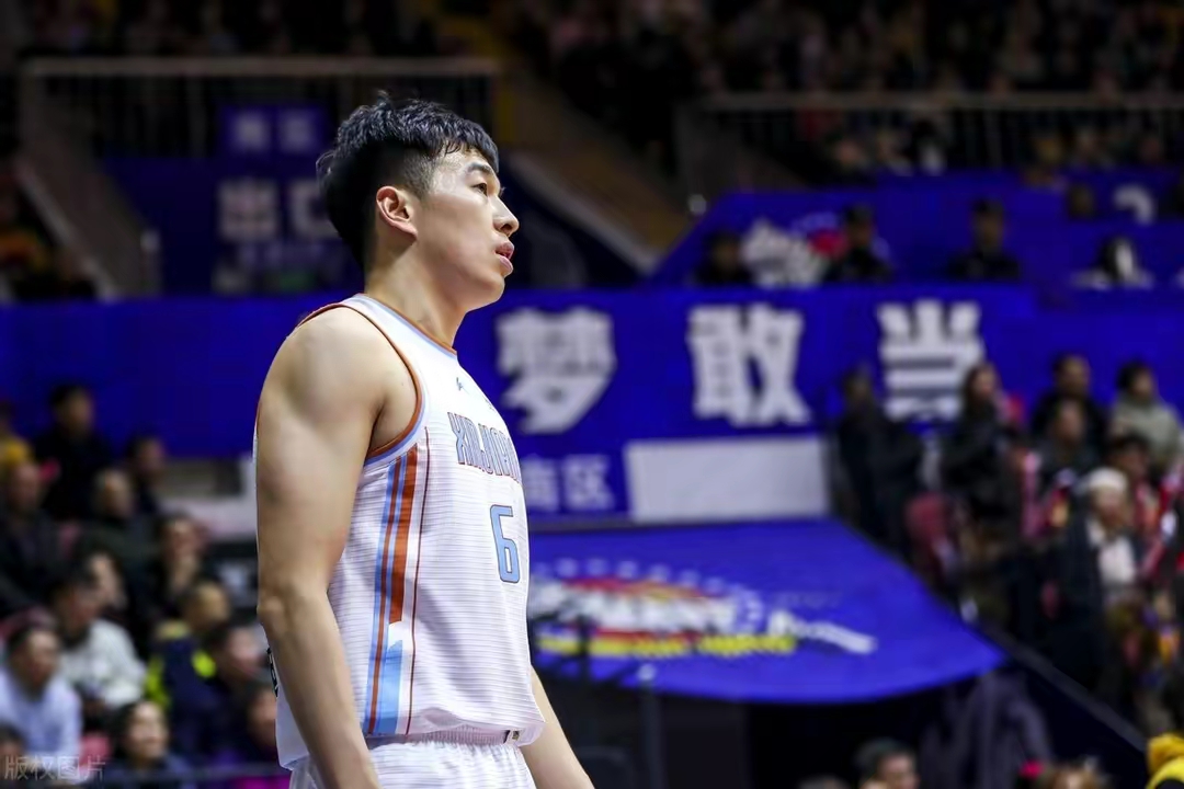 cba球员都在哪里选（CBA交易窗口即将开启！40名自由球员待选，看看还有哪些“大鱼”）