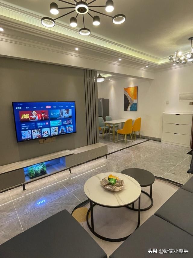 看他家新房，装修效果很漂亮，全屋干干净净很舒服，太羡慕啦