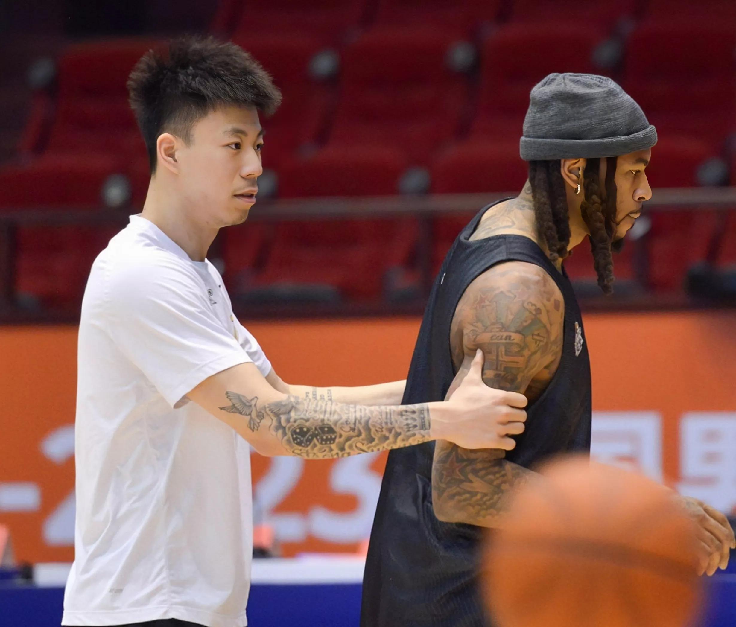 為什么央視5臺不轉播cba（CCTV5直播有變，廣東、遼寧成主賽，新疆隊退賽，5名國手領銜出戰）