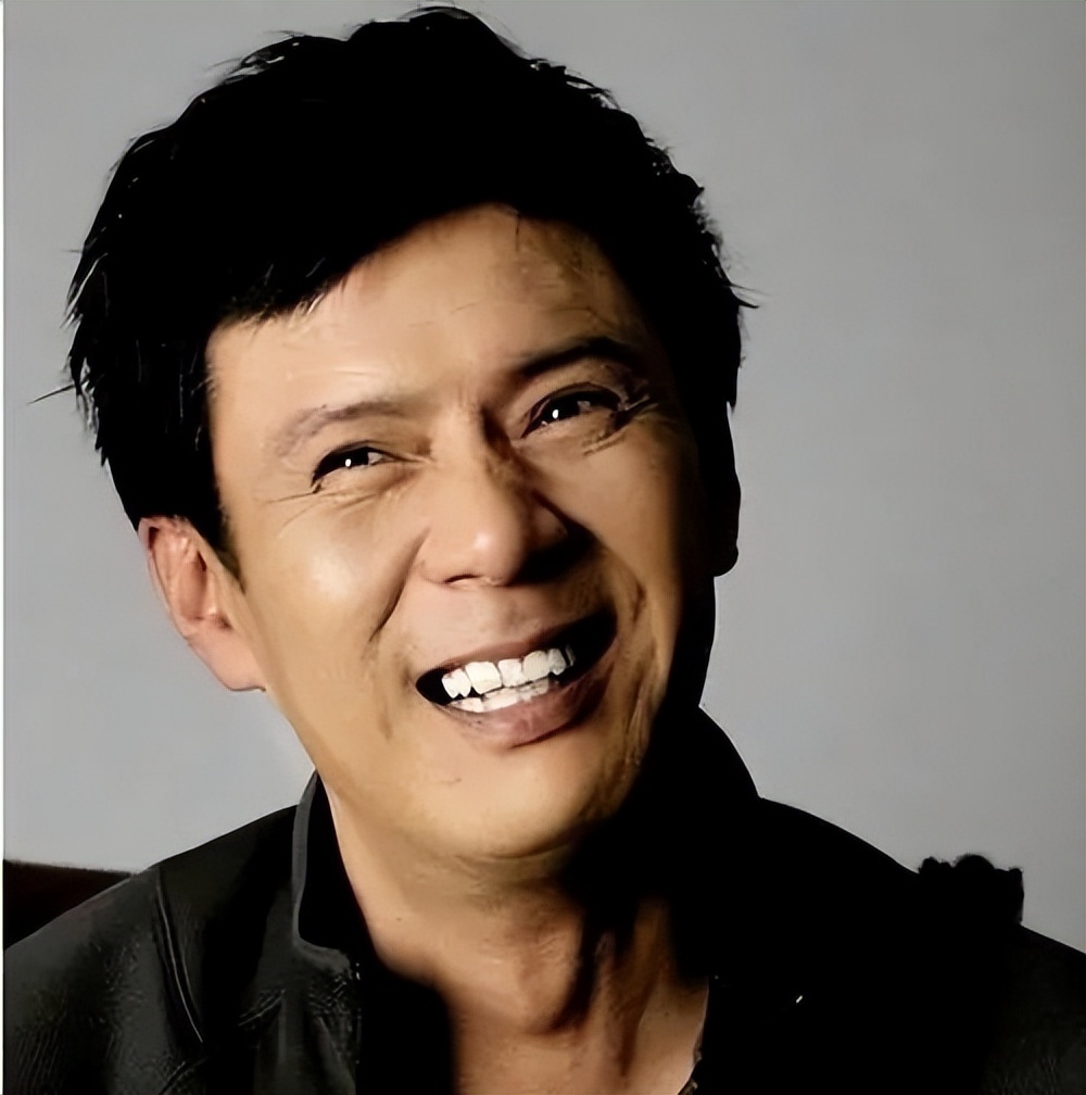 著名演员姚安镰，缺失女儿童年有愧疚，离婚后和女儿相互依靠