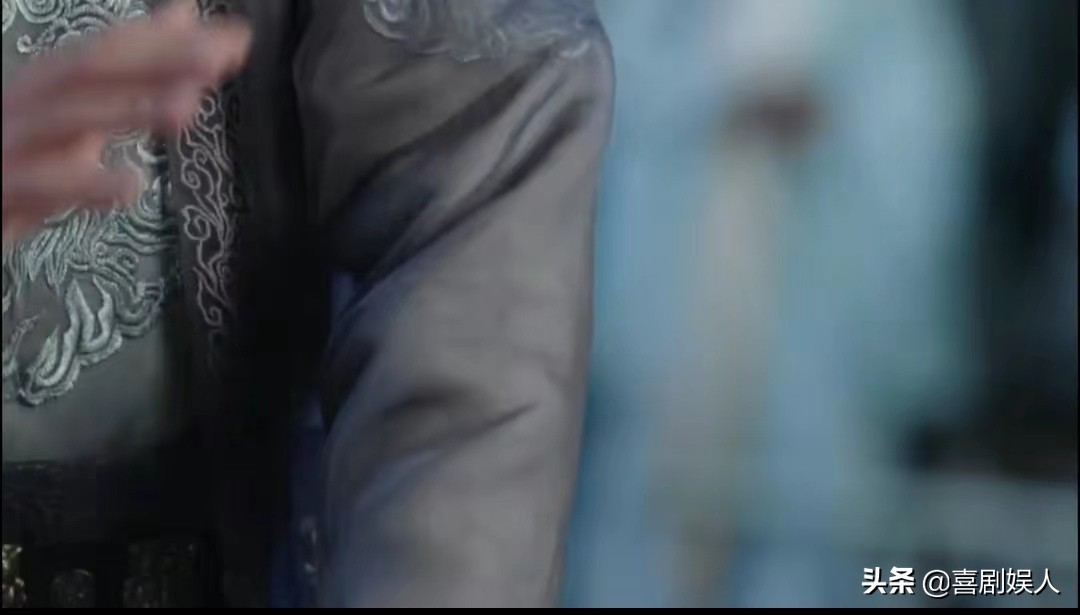 同样是演“高冷男神”，有的帅气逼人，有的面无表情像