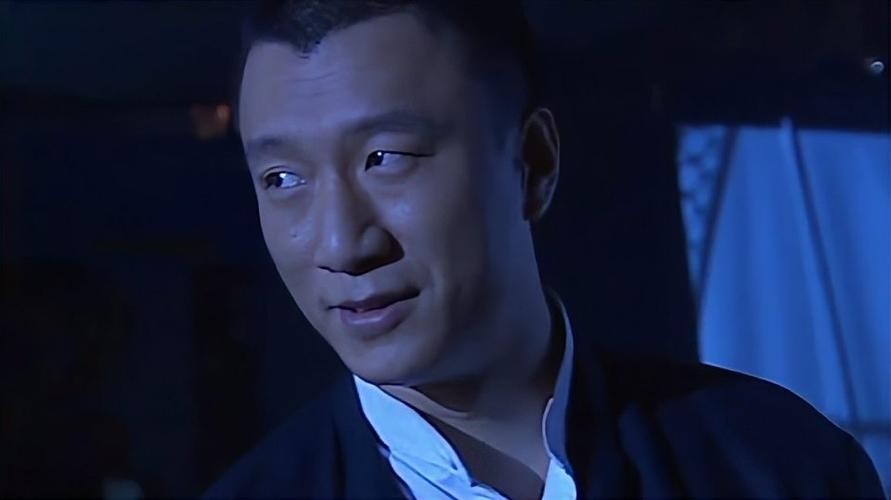 同样是演“黑老大”，把王志文和孙红雷放在一起，差距就出来了