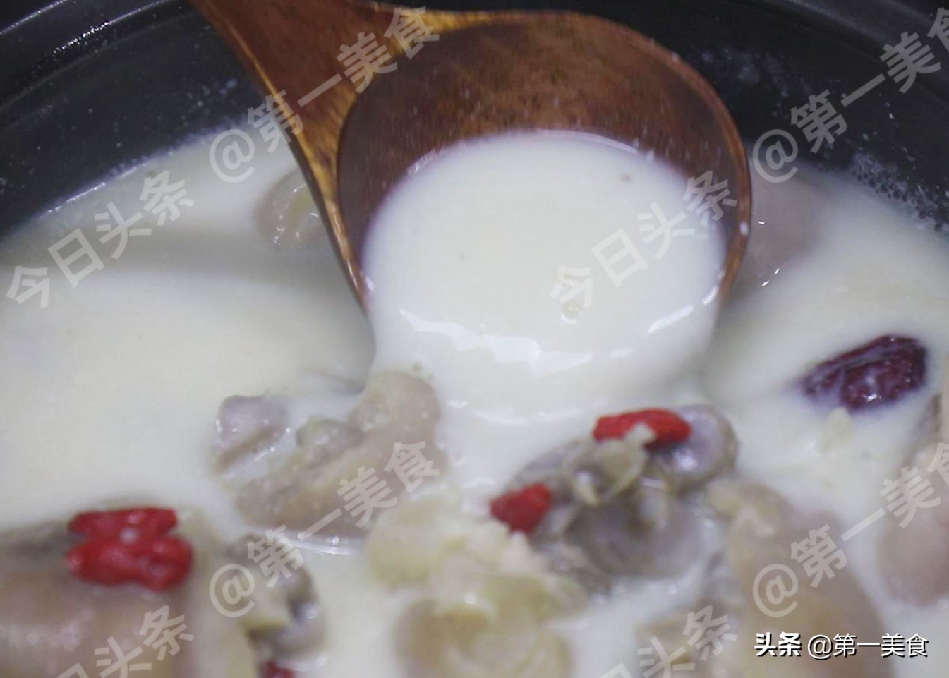 燉豬腳,燉豬腳怎么燉才好吃