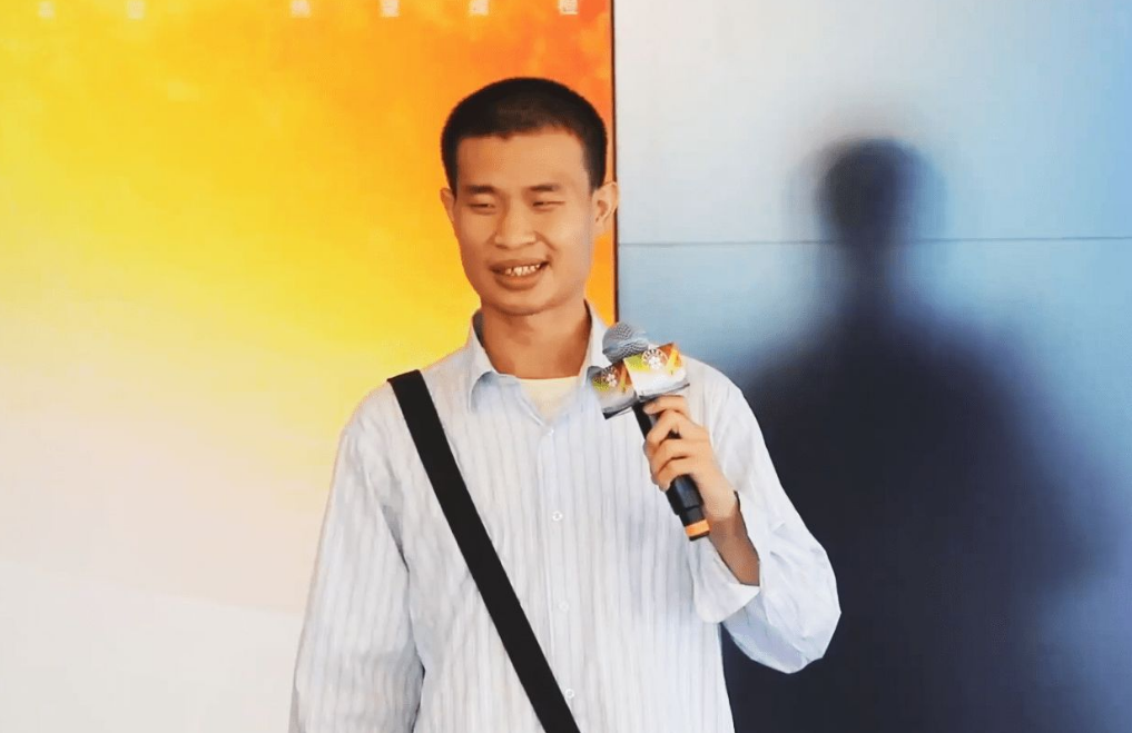 北大女研究生对韦神“芳心暗许”，想要追到韦东奕，可以师生恋吗