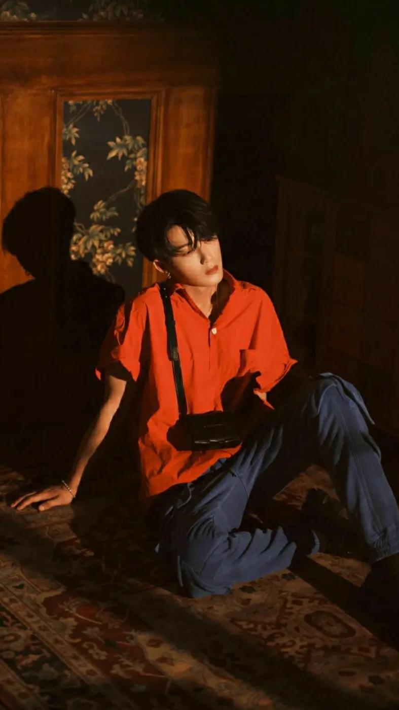 檀健次 演员 帅哥 手机壁纸 竖屏