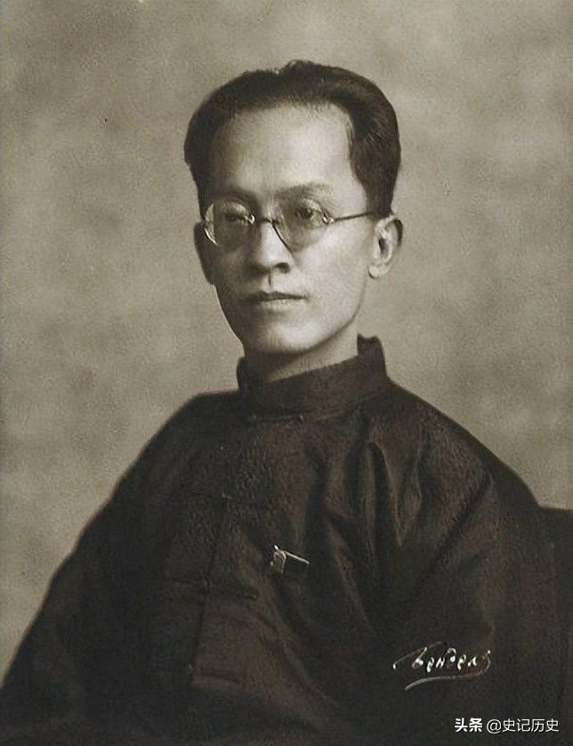 ����12�����������ϯ����ɭ����ȥ��������ʯ�ʴ��ң�����ɵģ�