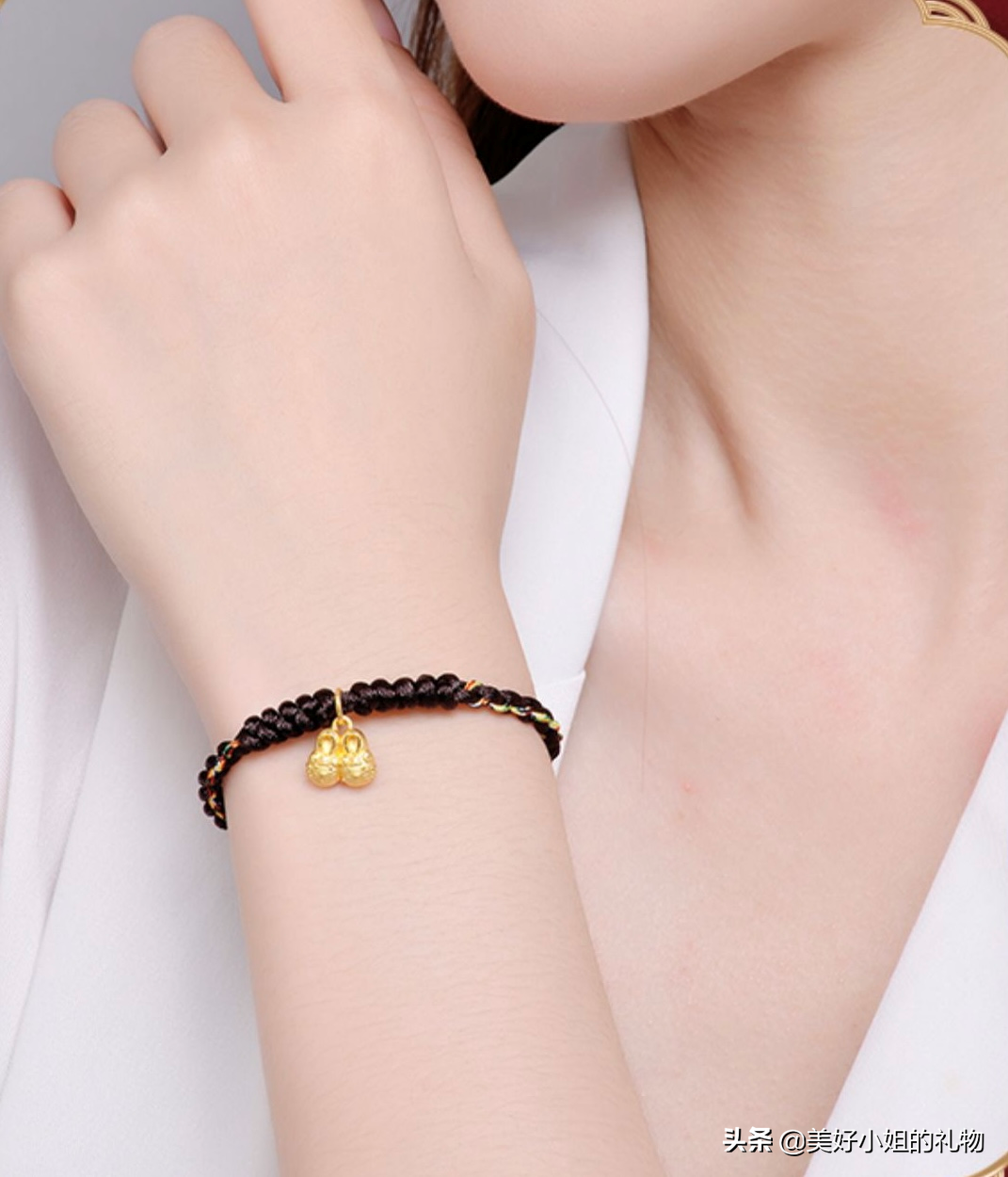 母亲节礼物系列I 细数我私藏的宝藏首饰，千元不到让妈妈闪耀起来