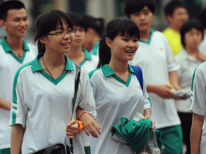 2022各省高考人数再创新高，河南考生突破百万，学生“内卷”严重