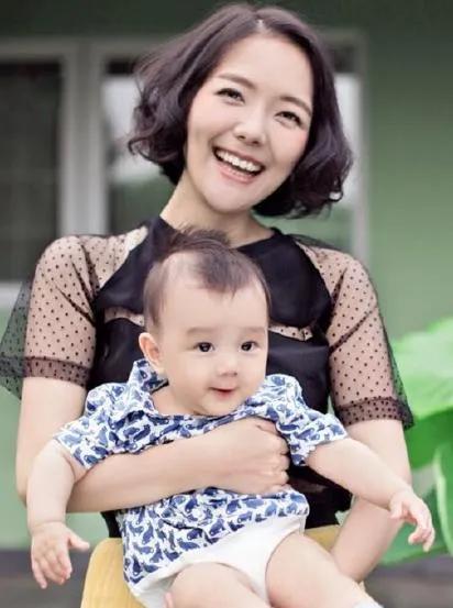 杨乐乐个人资料 金禾实业杨乐妻子照片-北京百科网