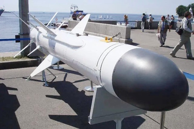 ������ĸ���Ͻ��ж�ǿ������30����ˮ��4��֣�������̲��½����