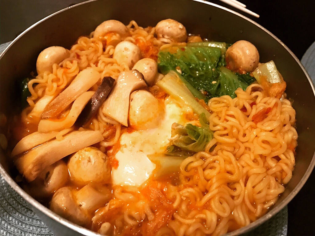 图片[7]-【肉丸煮方便面】做法步骤图 好吃到想舔手指 特别过瘾-起舞食谱网