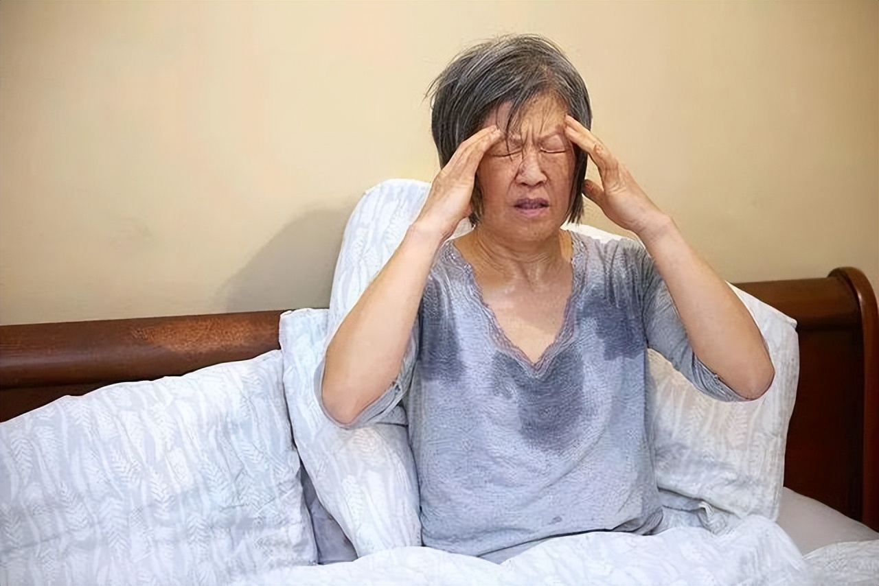 “早上洗澡灭阳气，晚上洗澡生湿气”，是啥意思？什么时间洗才好