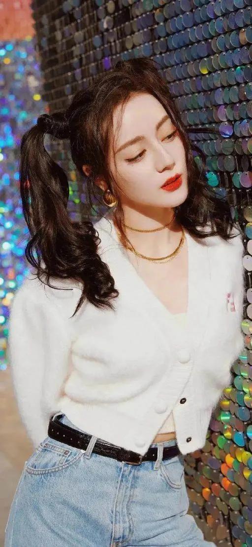 迪丽热巴2022最美靓照，女神总是百变的