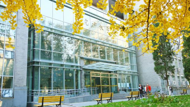 为啥有的高校叫大学，有的却叫学院？两者有何区别？看完就明白了