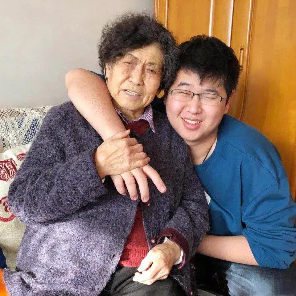 杀猪刀太无情，央视一姐成大婶