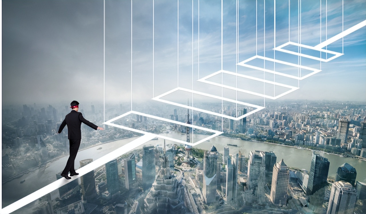 俞敏洪、马化腾、曹德旺、是如何在逆境下发起反击的？