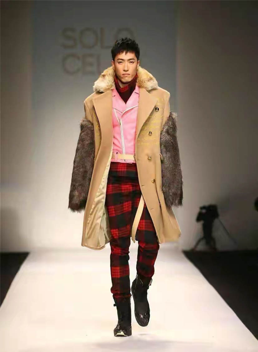 刘翔是不是假摔足球（世界冠军刘翔：我创造了亚洲的奇迹，却洗不掉人生那个“污点”）