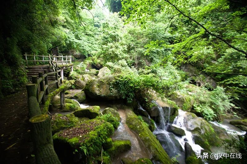 春天來了，我們一定要去漢江源爬山