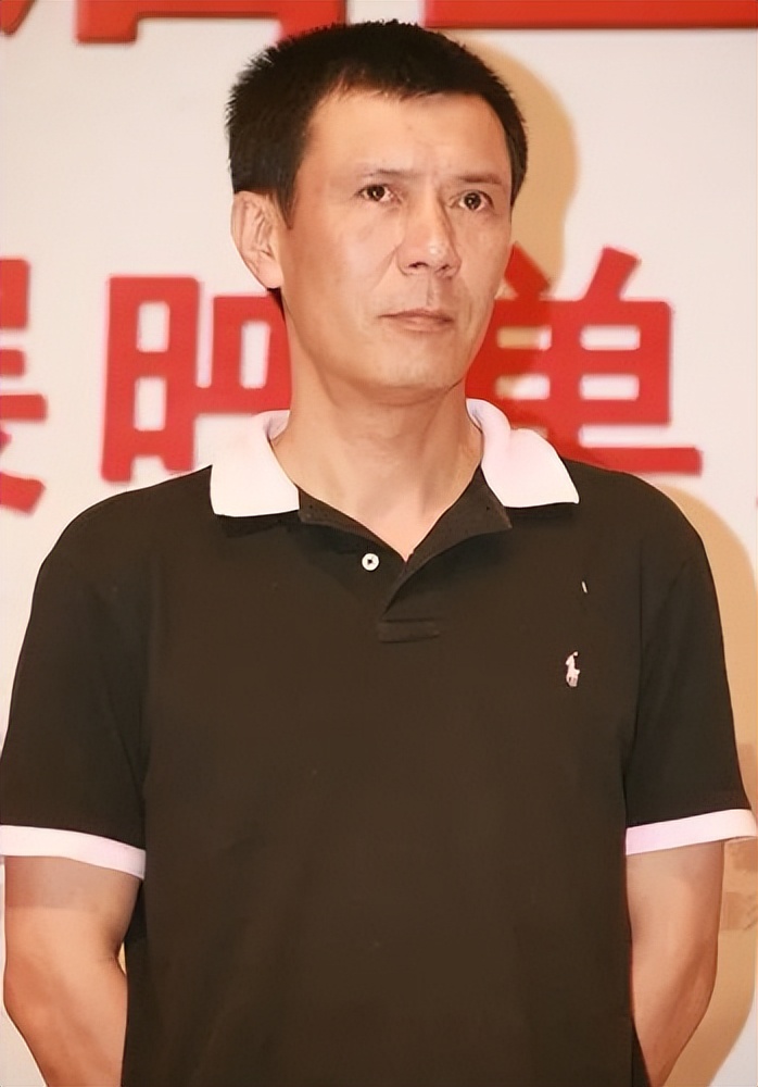 著名演员姚安镰，缺失女儿童年有愧疚，离婚后和女儿相互依靠