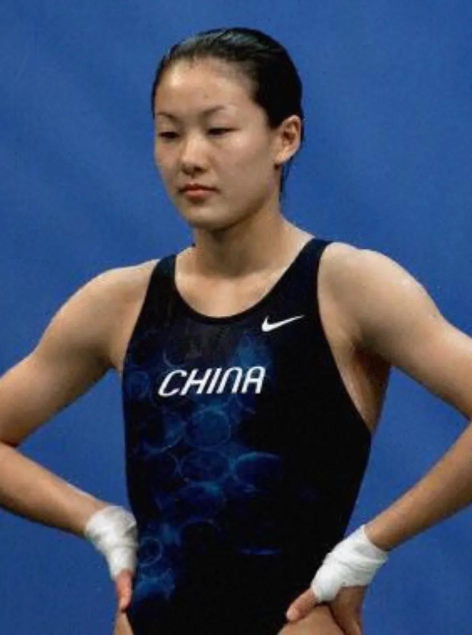 跳水皇后伏明霞，15张精美的照片