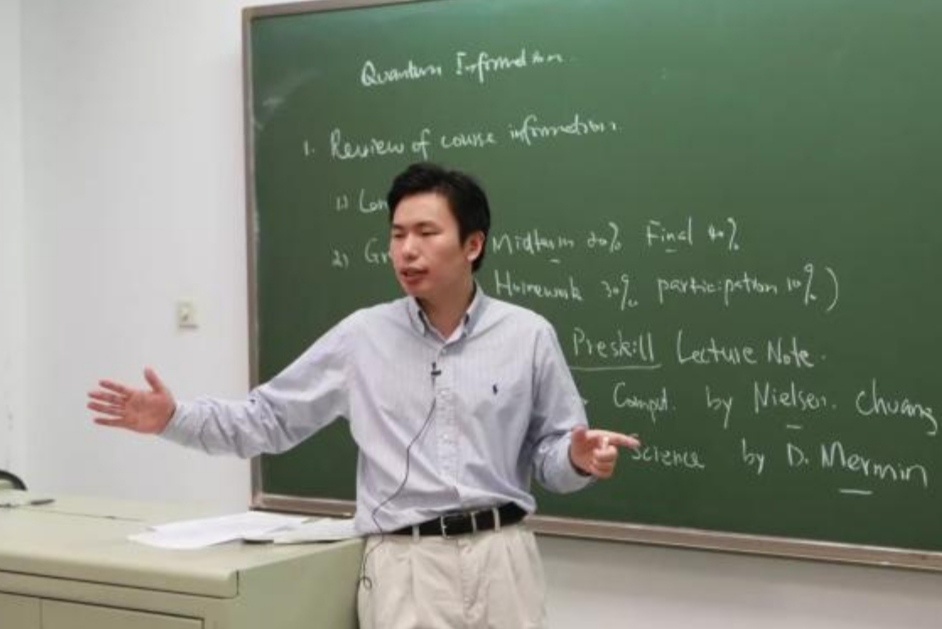 清华大学课堂随拍，几乎都采用全英文授课，国际化还是过度追捧？