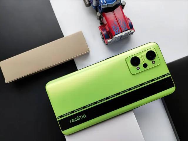 2022年七月预算1500-2000最值得购买的手机