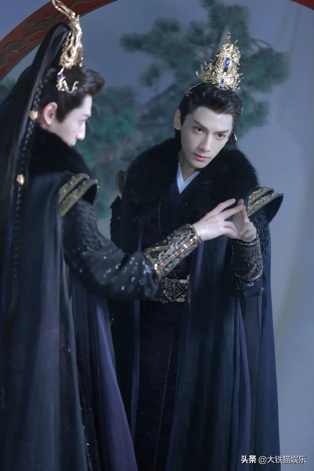 气质不行就别穿貂了，10位古装美男告诉你啥叫貂皮上身，贵气逼人