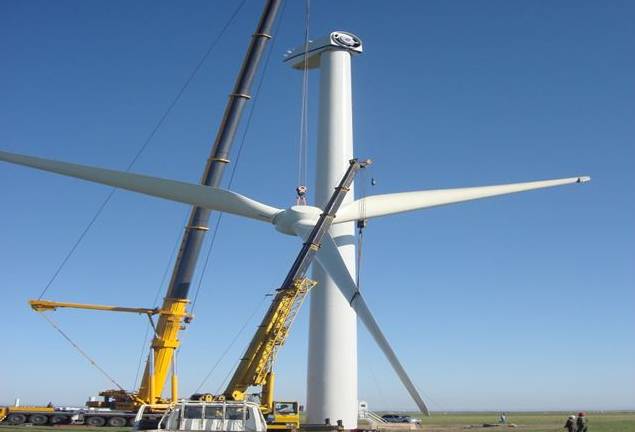 风力发电机一台造价多少钱（价格贵的能达到1000多万元）-第11张图片