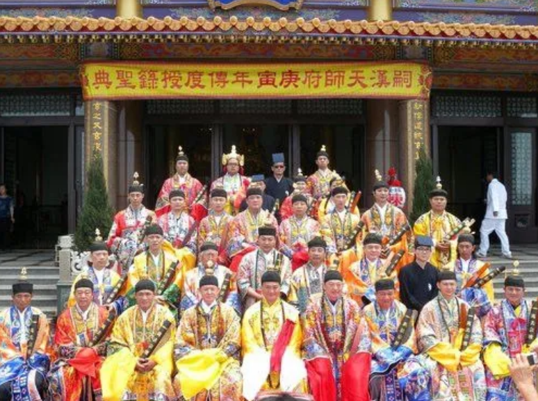 1969年最后一任张天师离世，后继无人，《易经》第63卦早有暗示？