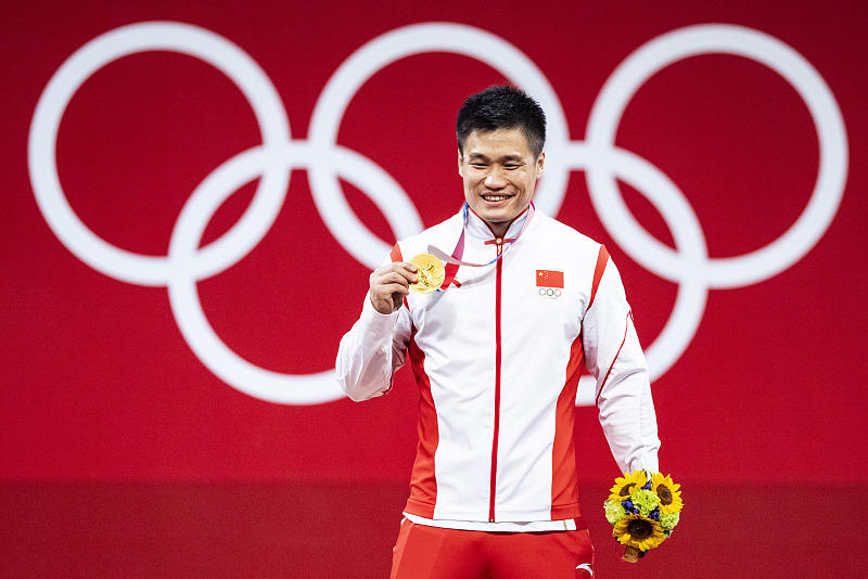 举重奥运冠军吕小军兴奋剂检测呈阳性暂时被禁赛，本人及中国举重协会发声