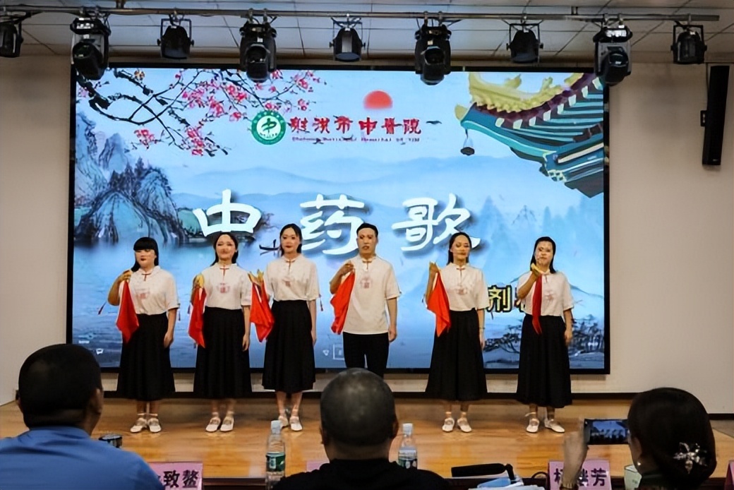 射洪市中医院科普演讲比赛决赛暨表扬大会圆满举办