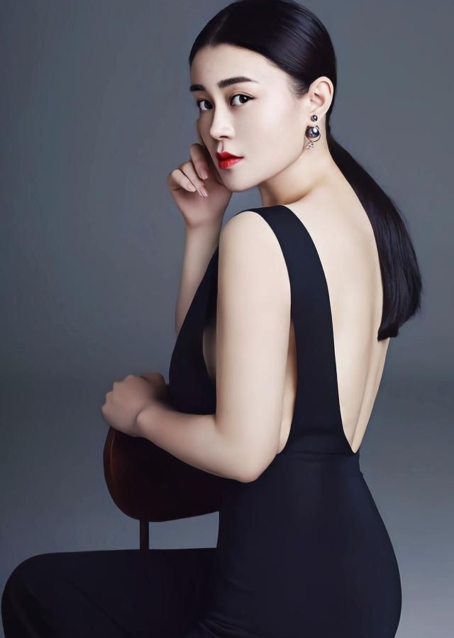 65岁的赵本山被弟子突曝猛料!这一次,再多的名和利都救不了他!