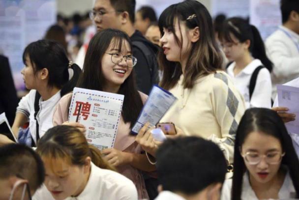 本科生和研究生的差别有多大？过来人用图片诠释，网友直呼太形象